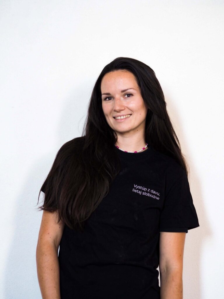 Laura – Gravity Studio